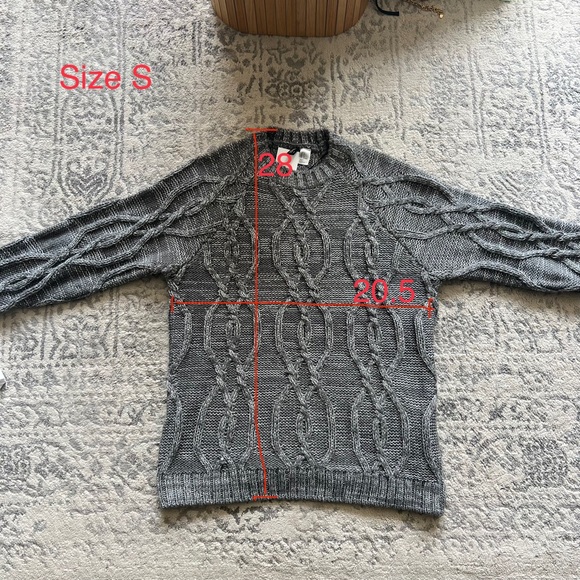 NWT Oversized Shimmery Metallic Sweater size s - Picture 10 of 10